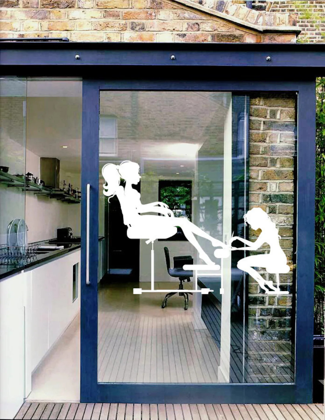 decal dán kính spa đẹp