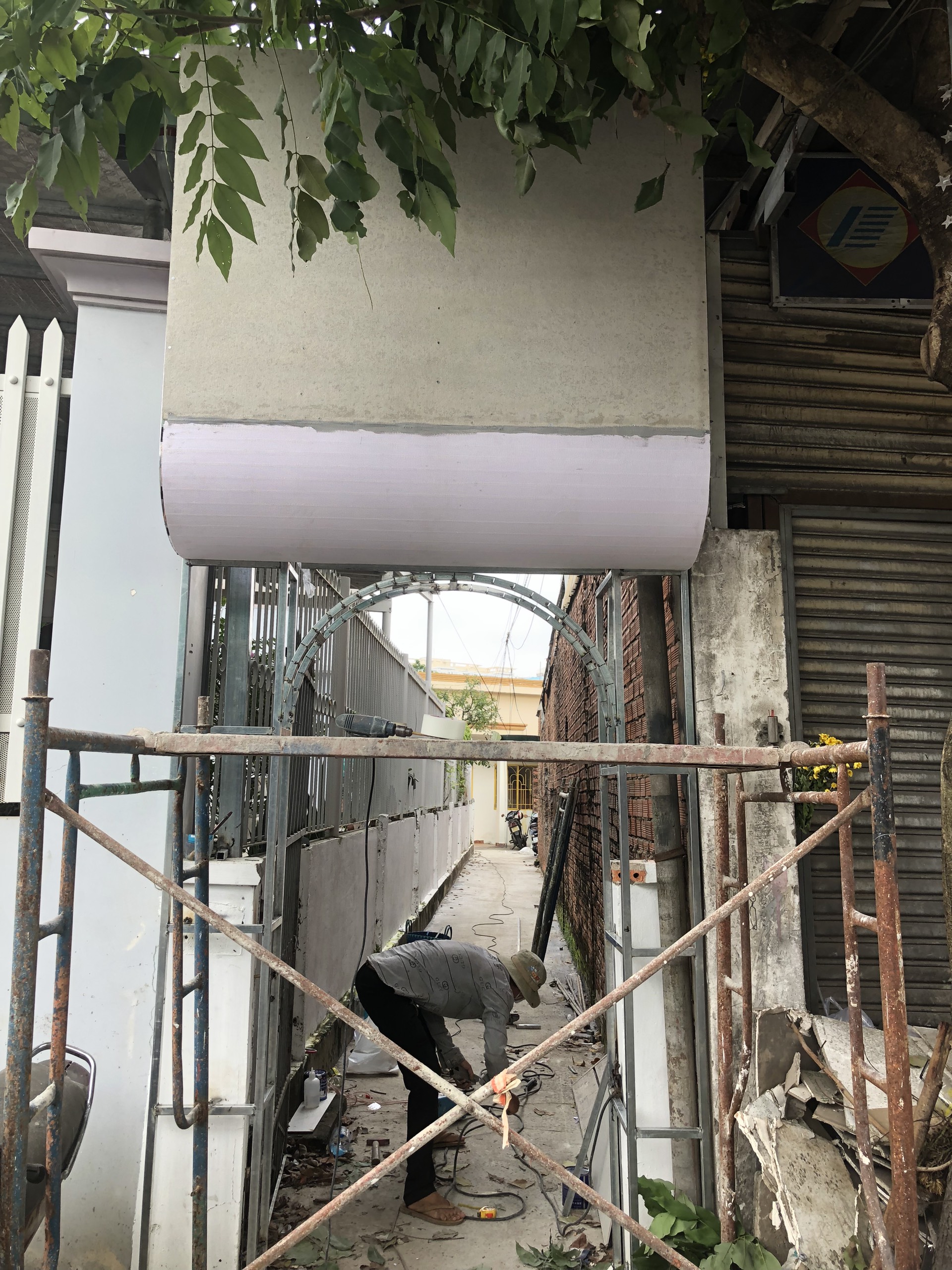 sửa chữa biển quảng cáo