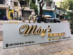 bang-hieu-chu-noi-sang-chan-shop-thoi-trang