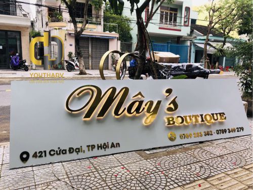 bang-hieu-chu-noi-sang-chan-shop-thoi-trang