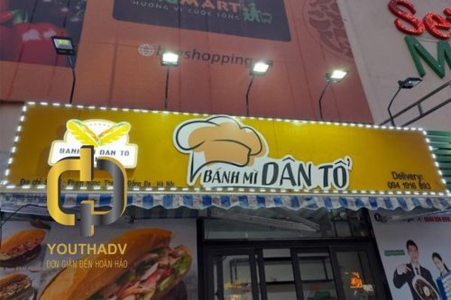bang-quang-cao-banh-mi-doc-la-thu-hut