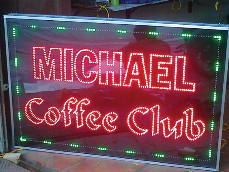 bien-vay-led-coffee-club