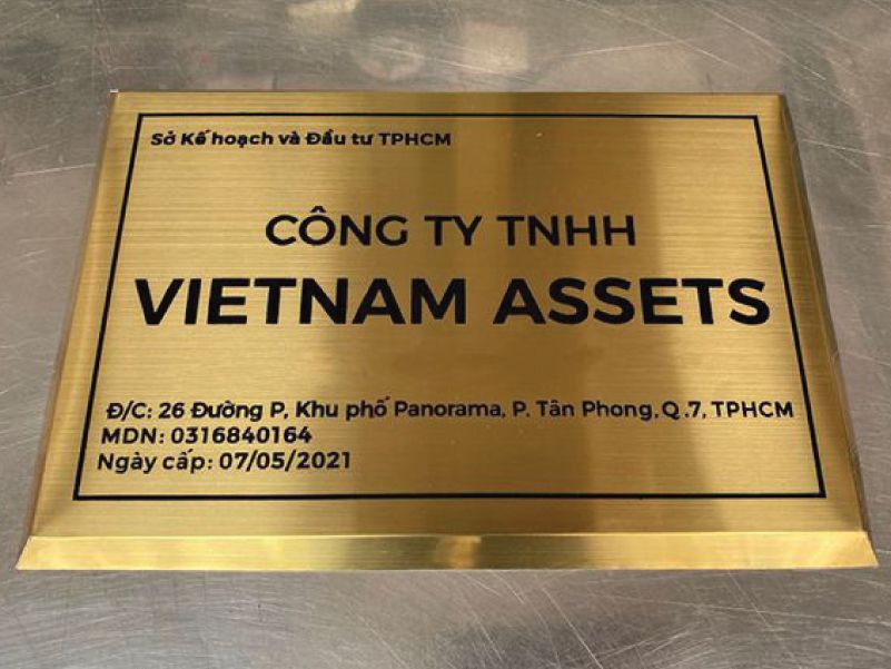 bang-ten-cong-ty-inox-vang