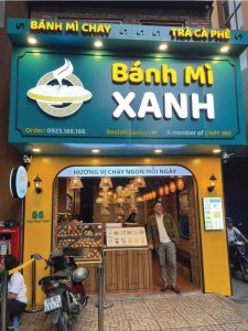 bang-hieu-alu-chu-noi-mica-led