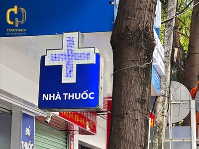 hop-den-nha-thuoc-hinh-dau-thap