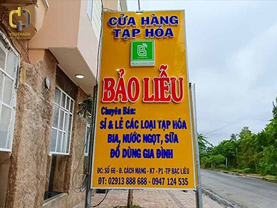 bien-quang-cao-tap-hoa-hiflex-dang-dung