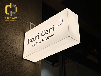 bien-hieu-beri-ceri-hop-den-ban-dem